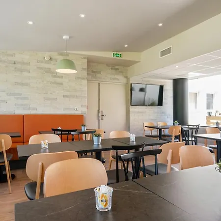 Appart'city Confort Saint Roch Aparthotel 3*